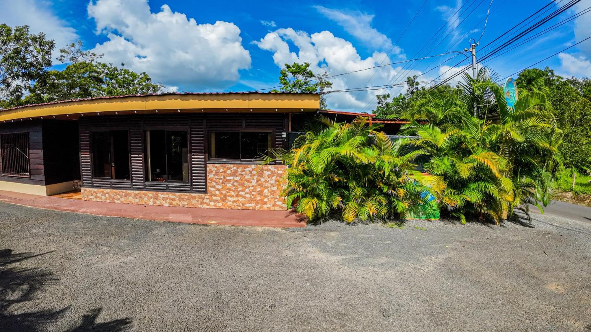 Bungalows Las Iguanas Arenal Volcano La Fortuna Екстериор снимка