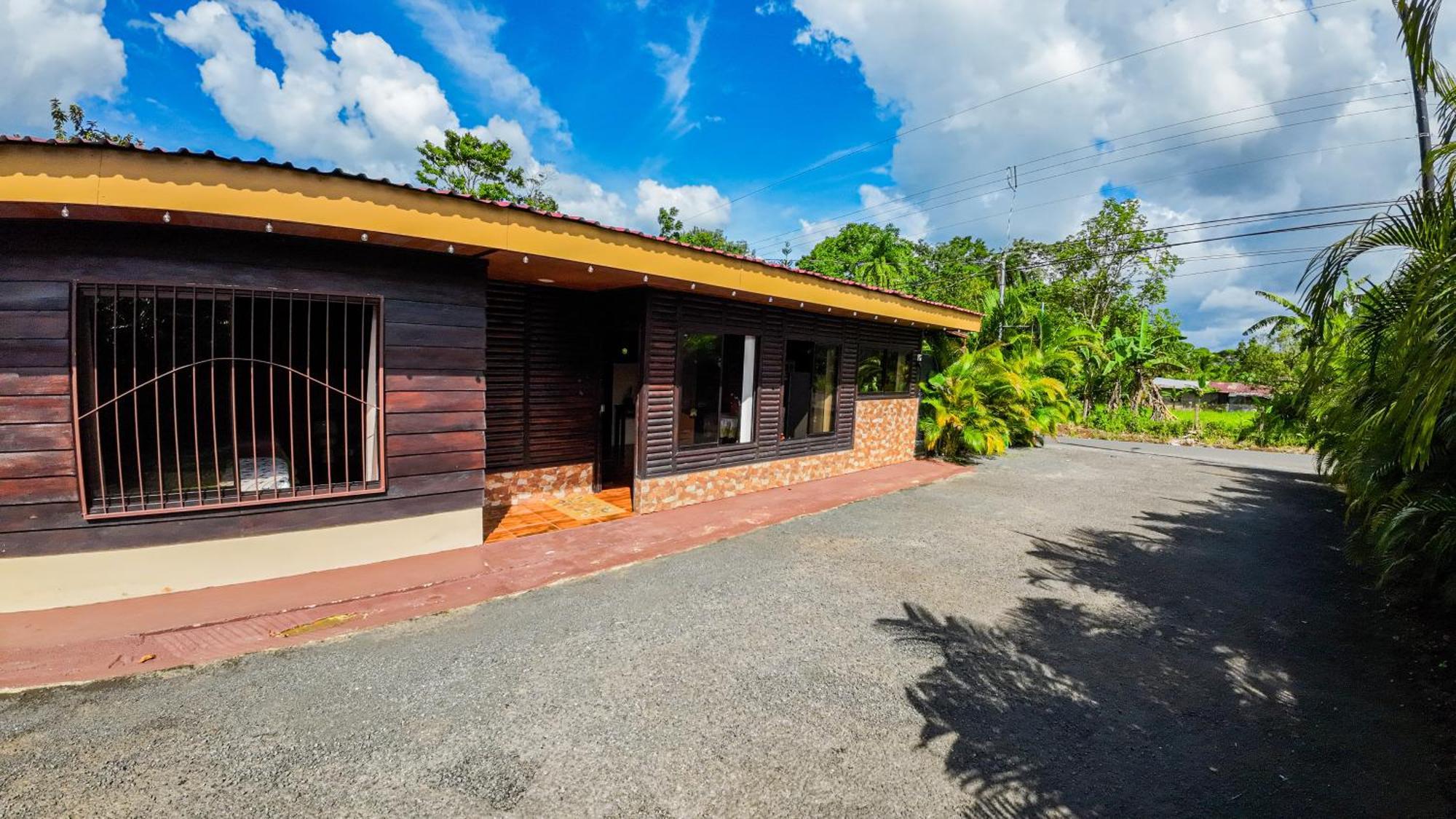 Bungalows Las Iguanas Arenal Volcano La Fortuna Екстериор снимка