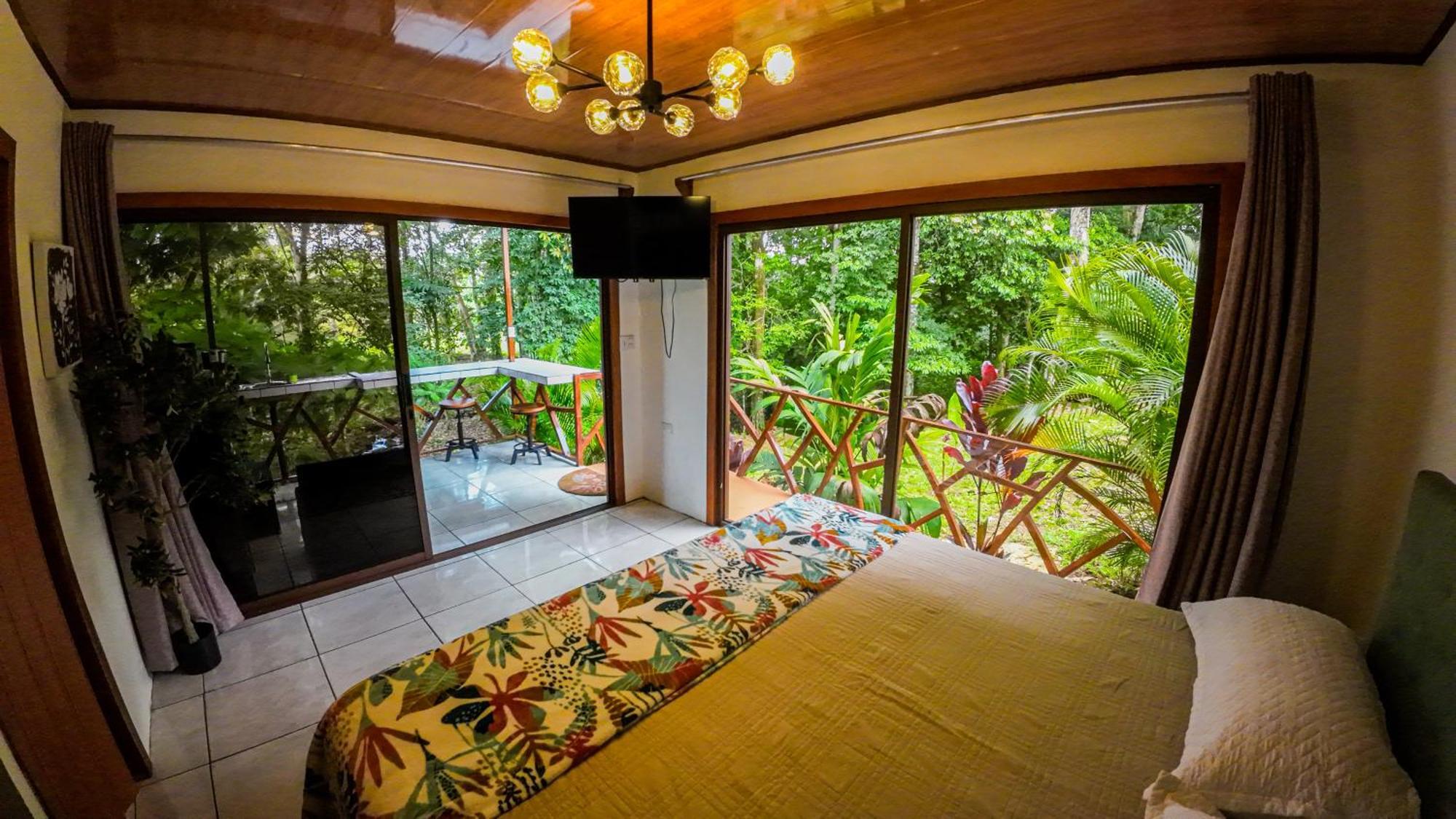 Bungalows Las Iguanas Arenal Volcano La Fortuna Екстериор снимка