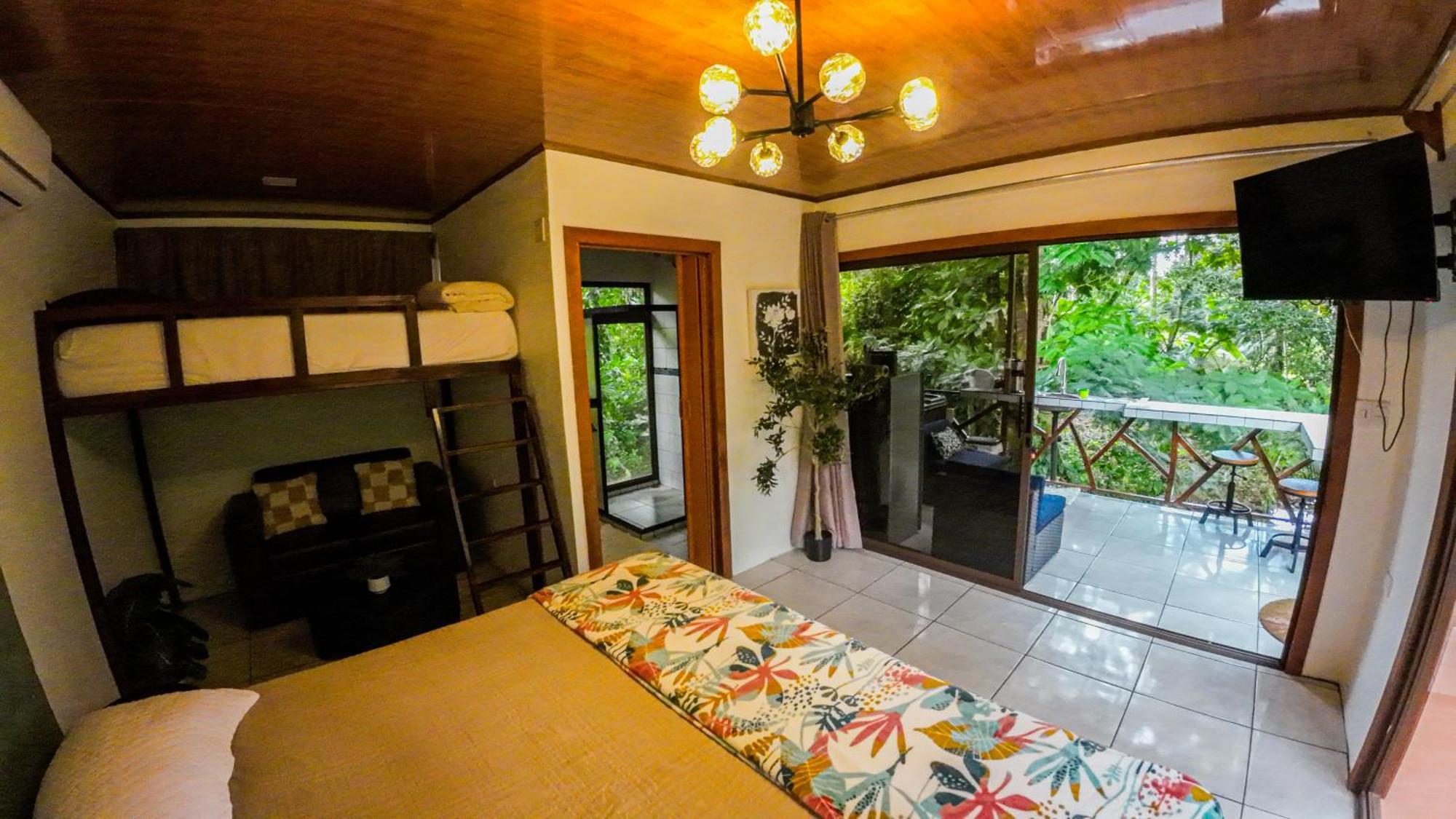 Bungalows Las Iguanas Arenal Volcano La Fortuna Екстериор снимка